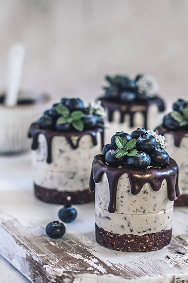 No-Bake Stracciatella Cupcakes | Rainbow in My Kitchen